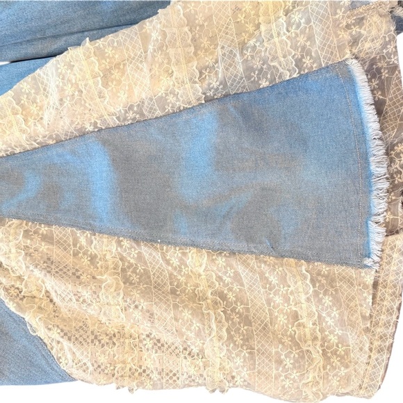 Oli & Hali Blue and White Lace Flare Jeans - Picture 5 of 9